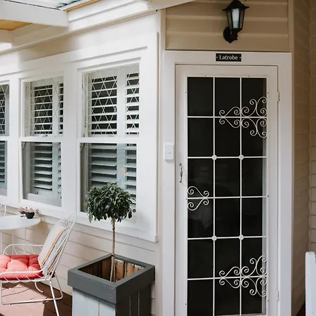 Rosemont House Luxury Bnb Suites-3