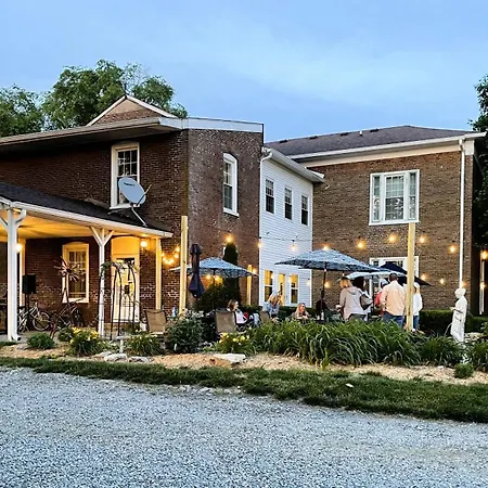 Springhill Bed And Breakfast Winery And Vineyard-2