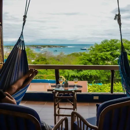Galapagos Casa Playa Mann-2