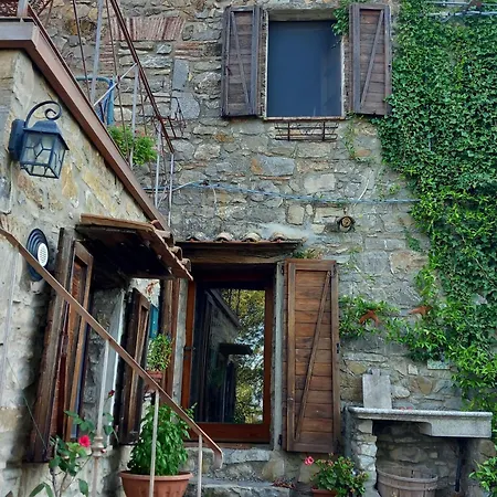Casa della pace - apartment with private entrance-3