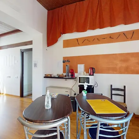Antico Centro Quartu B&B-2