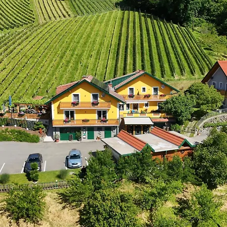 Weingut Stoff-3