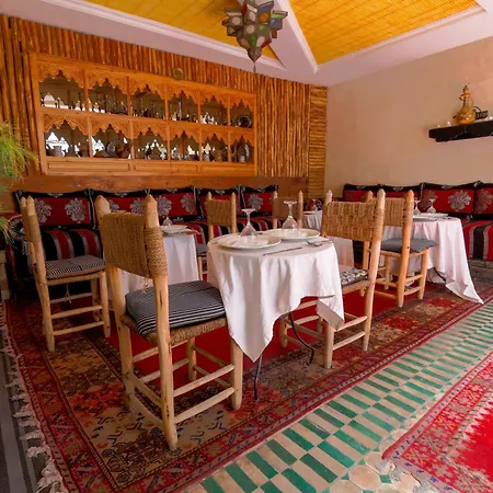 Riad Salma Restaurant Spa-3