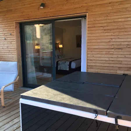 Le Volcan des Sens, chambres d'hotes de luxe et SPA-2