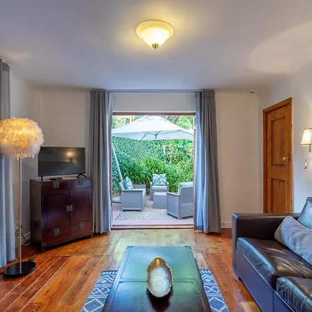 Acorn House-2
