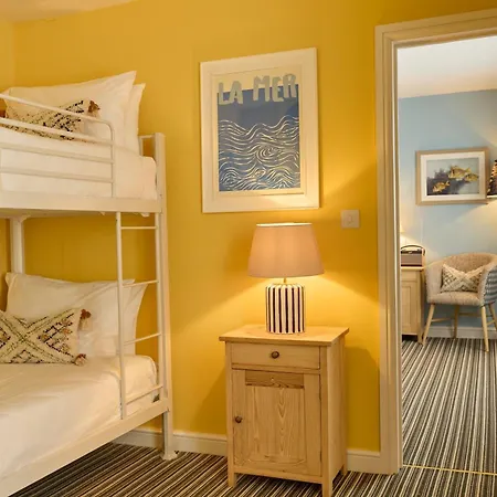 Dolphin Hotel-2