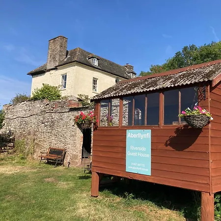 Aberllynfi Riverside Guest House-3
