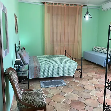 Casa T Bed And Breakfast & Home Restaurant Di Tacchino Simone-3