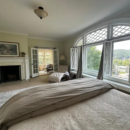 Franklin Manor Bed And Breakfast-2