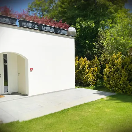 HARTMANN FEEL AT HOME B&B Villa Gignese-2