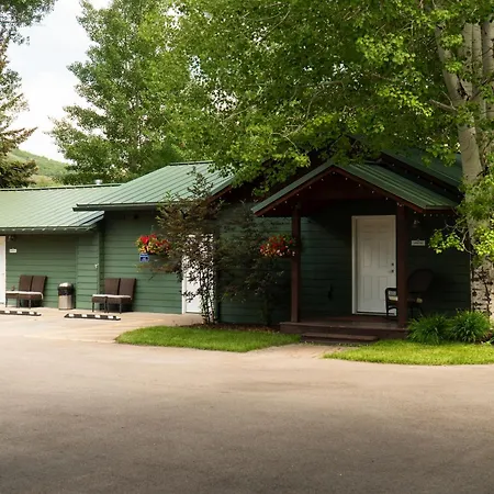 Huff House Inn And Cabins-2