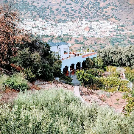Casa rural para 4 personas, 2 dormitorios y terraza sombreada - El Cortijo Escondido, La Uva-2