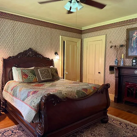 Amherst Inn-2