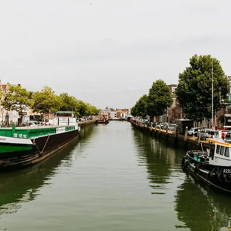 Bed And Breakfast Pakhuis Maassluis-2