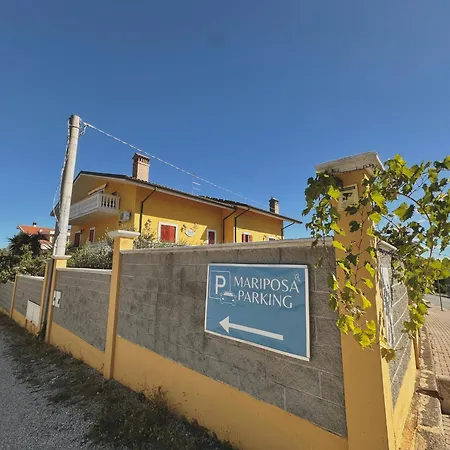 B&B Mariposa-2