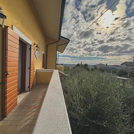 B&B Mariposa-3