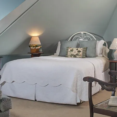 Whistling Swan Inn-3