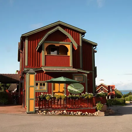 Lustigsgarden Boutique Hotel-2