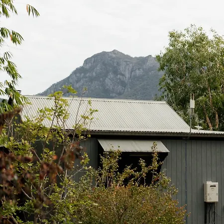 Tuckeroo Cottages & Gardens - Blue Wren & Kookaburra-2