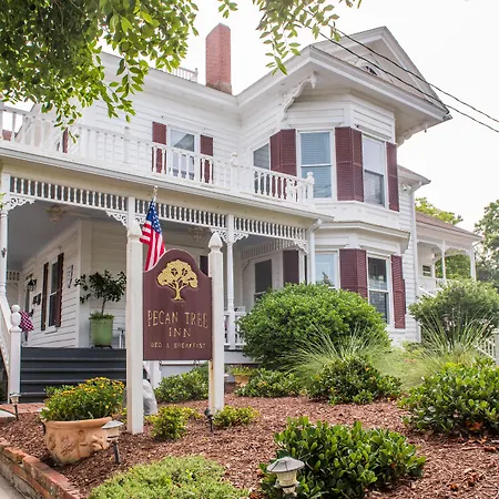 Pecan Tree Inn-2
