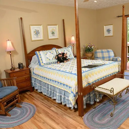 Berry Springs Lodge-3