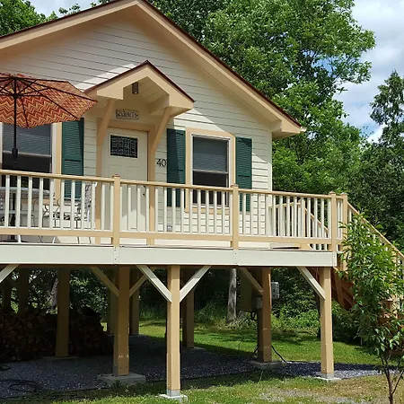 Hummingbird Inn-3