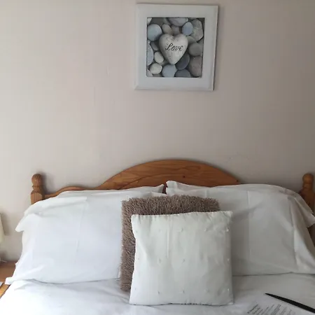Newburgh Guesthouse-3