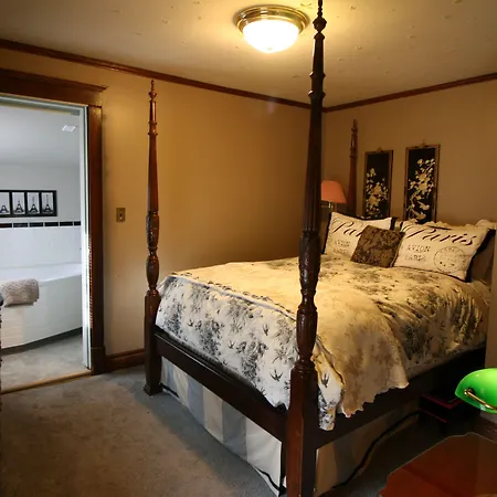 Rose Arden Bed & Breakfast-3