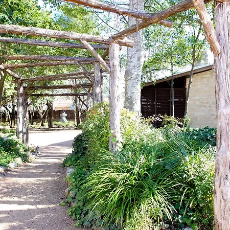 Hoffman Haus-2