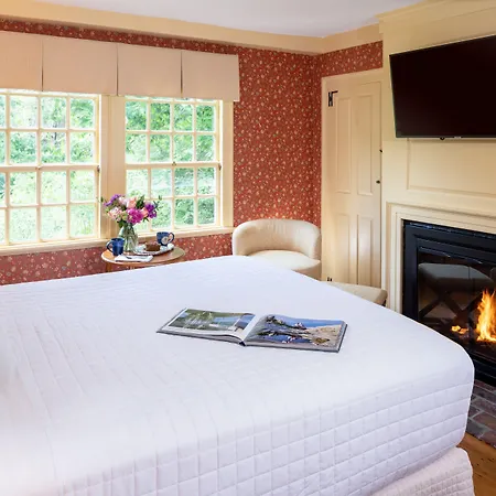 Waldo Emerson Inn-3