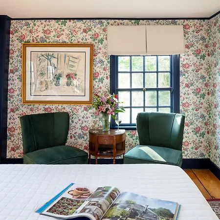 Waldo Emerson Inn-2