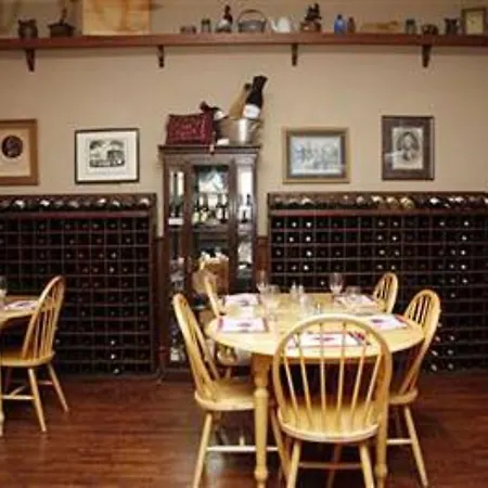 The Lafayette Inn & Restaurant-3
