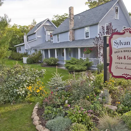 Sylvan Inn Bed & Breakfast-3