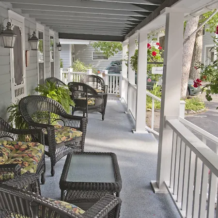 Sylvan Inn Bed & Breakfast-2