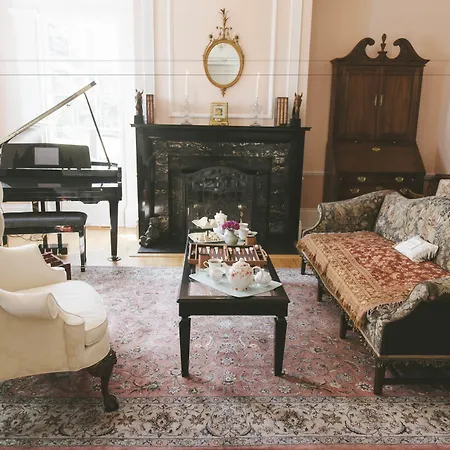 Bykenhulle House Bed And Breakfast-2