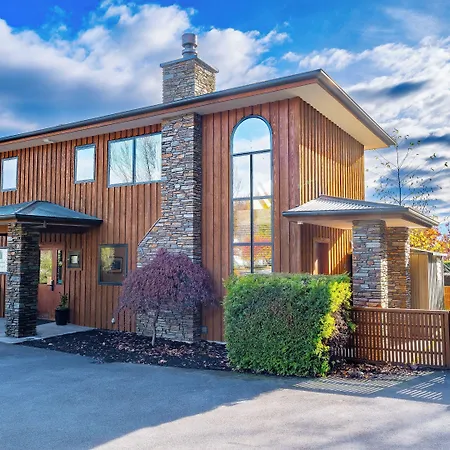 Wanaka Springs Lodge-3