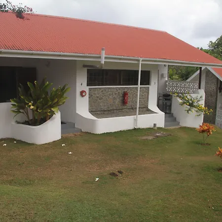 Daniella'S Bungalows-2