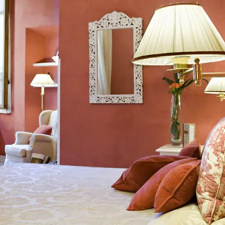 Alloro B&B-3