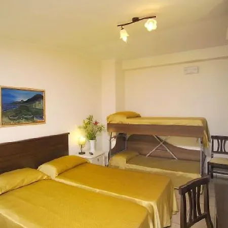 Casa Famiani Bed & Breakfast-2