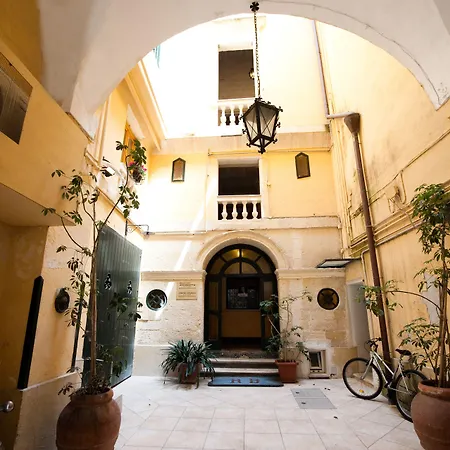 Azzurretta Guest House-2
