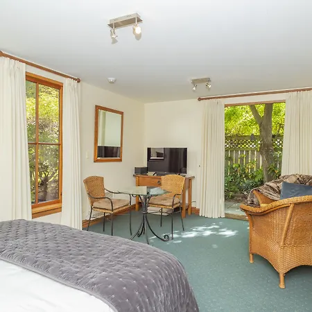 Arrowtown House Boutique Hotel-3
