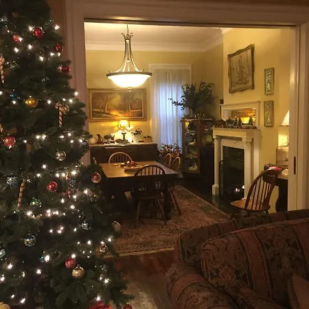 Bayberry House Bed And Breakfast-2