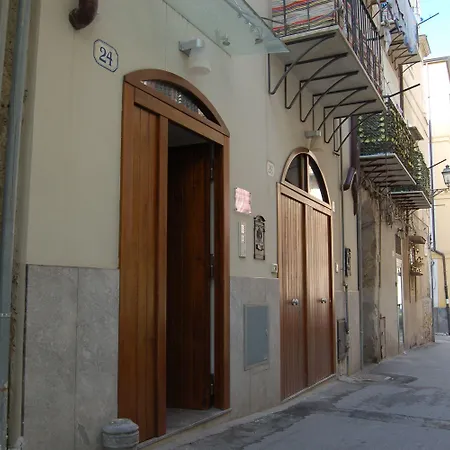 Federico Secondo-2