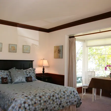 Ojai Retreat & Inn-3