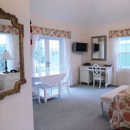 Edgehill Manor Guest House-2
