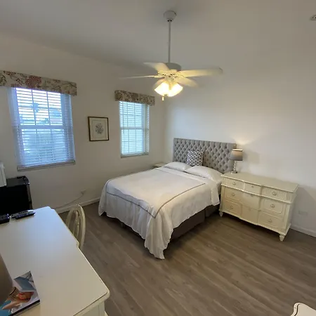 Edgehill Manor Guest House-3