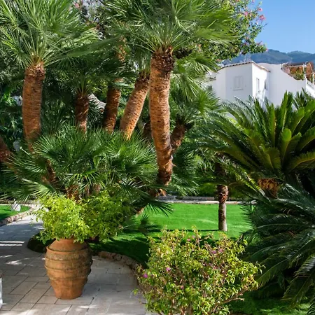 La Casa di Peppe Guest House&Villa-3
