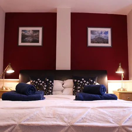 Acomb Lodge-2