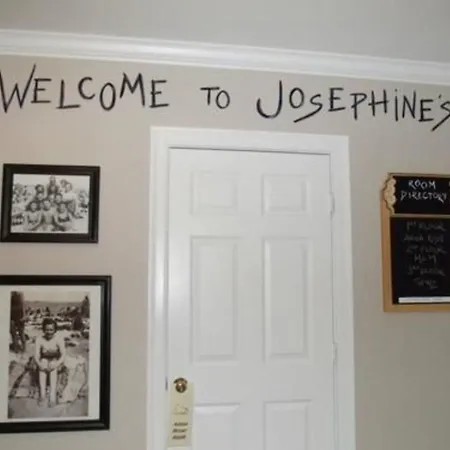 Josephine'S On The Bay Bed And Breakfast-3