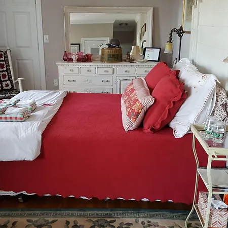 Josephine'S On The Bay Bed And Breakfast-2
